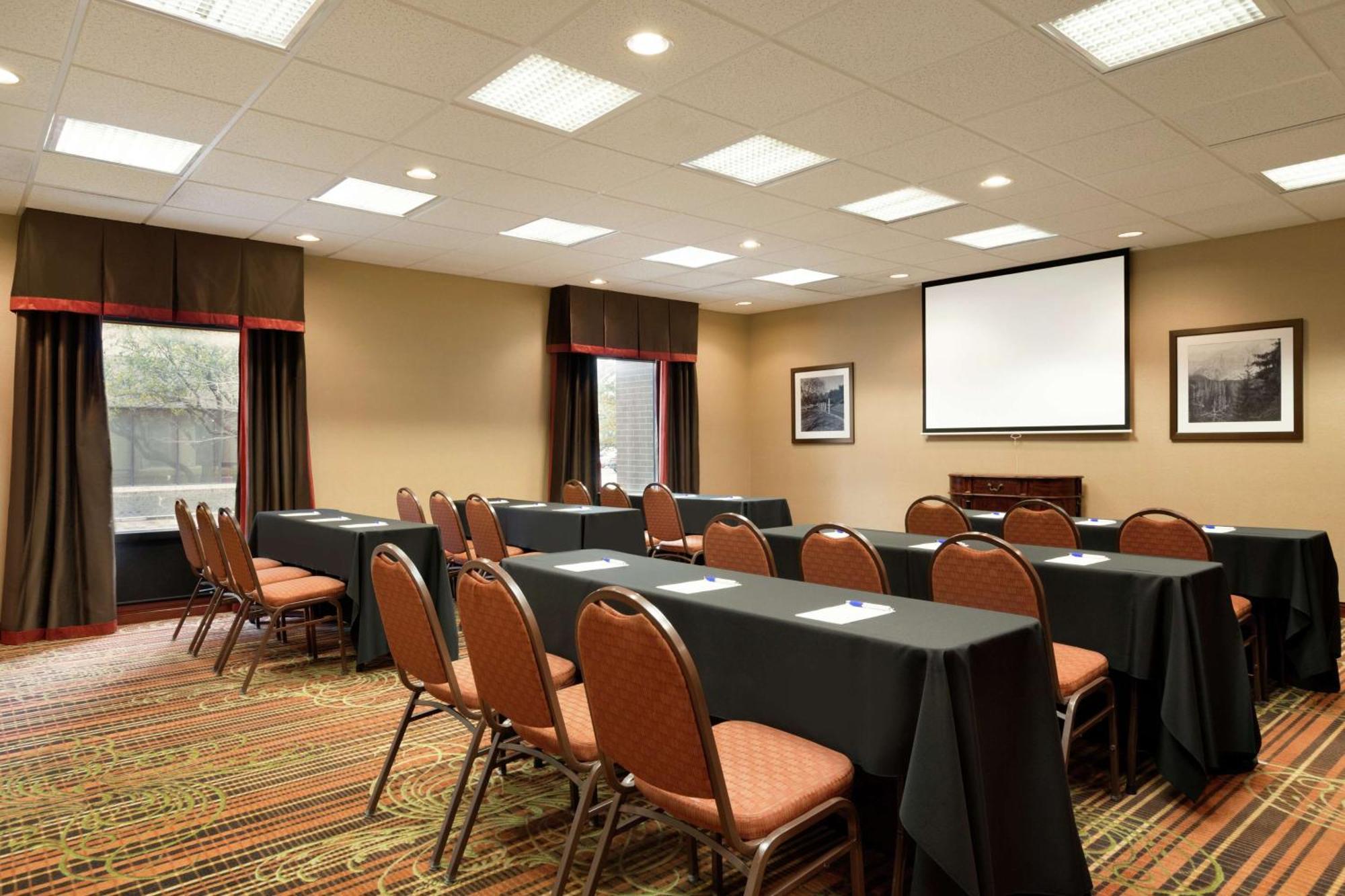 Hampton Inn Wichita Falls-Sikes Senter Mall Exterior foto